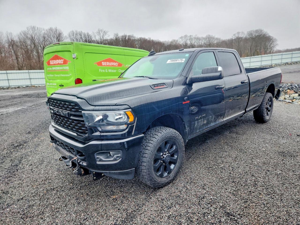 2022 RAM 3500 BIG HORN photo 3