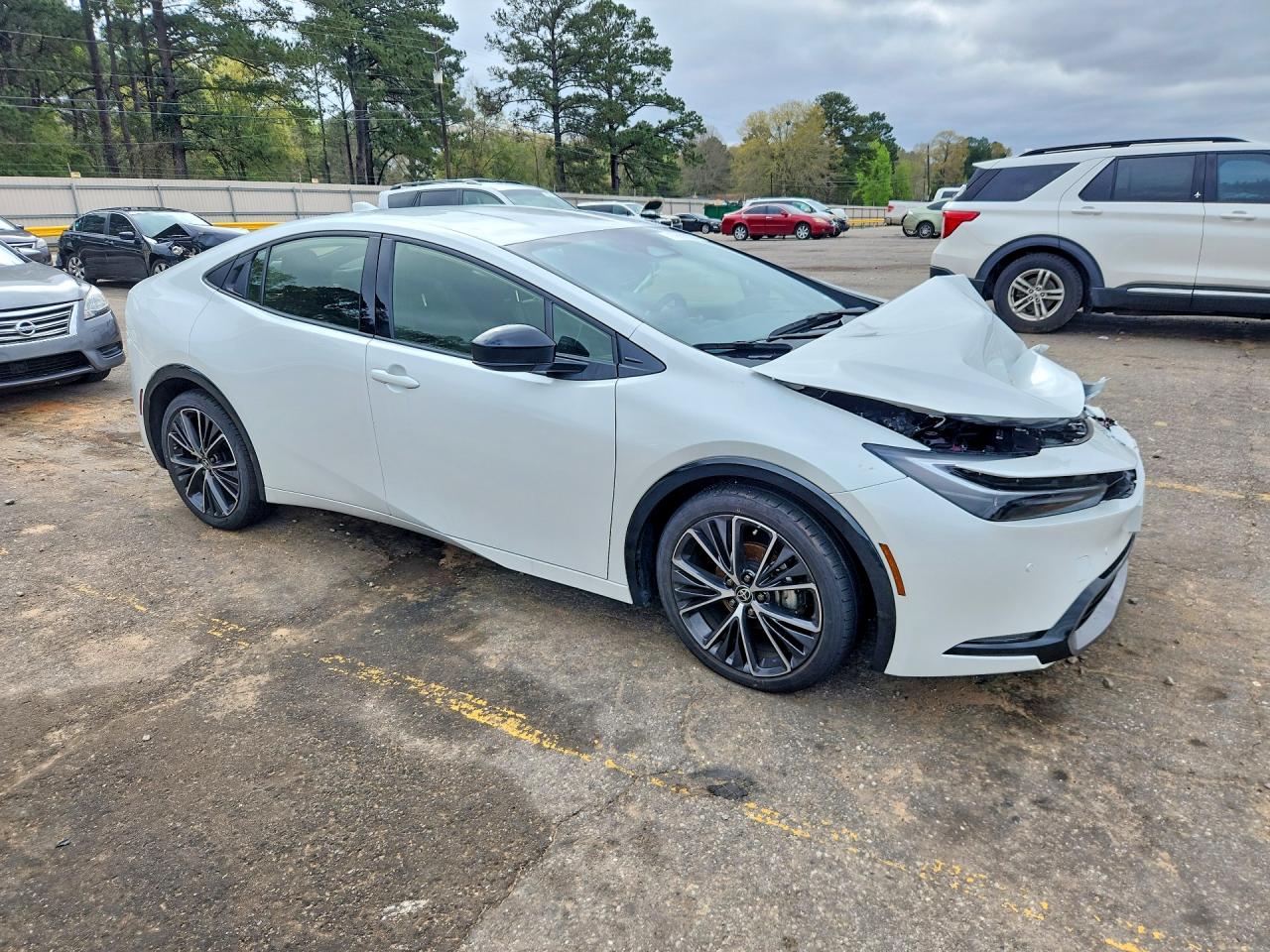 2025 TOYOTA PRIUS XLE photo 7