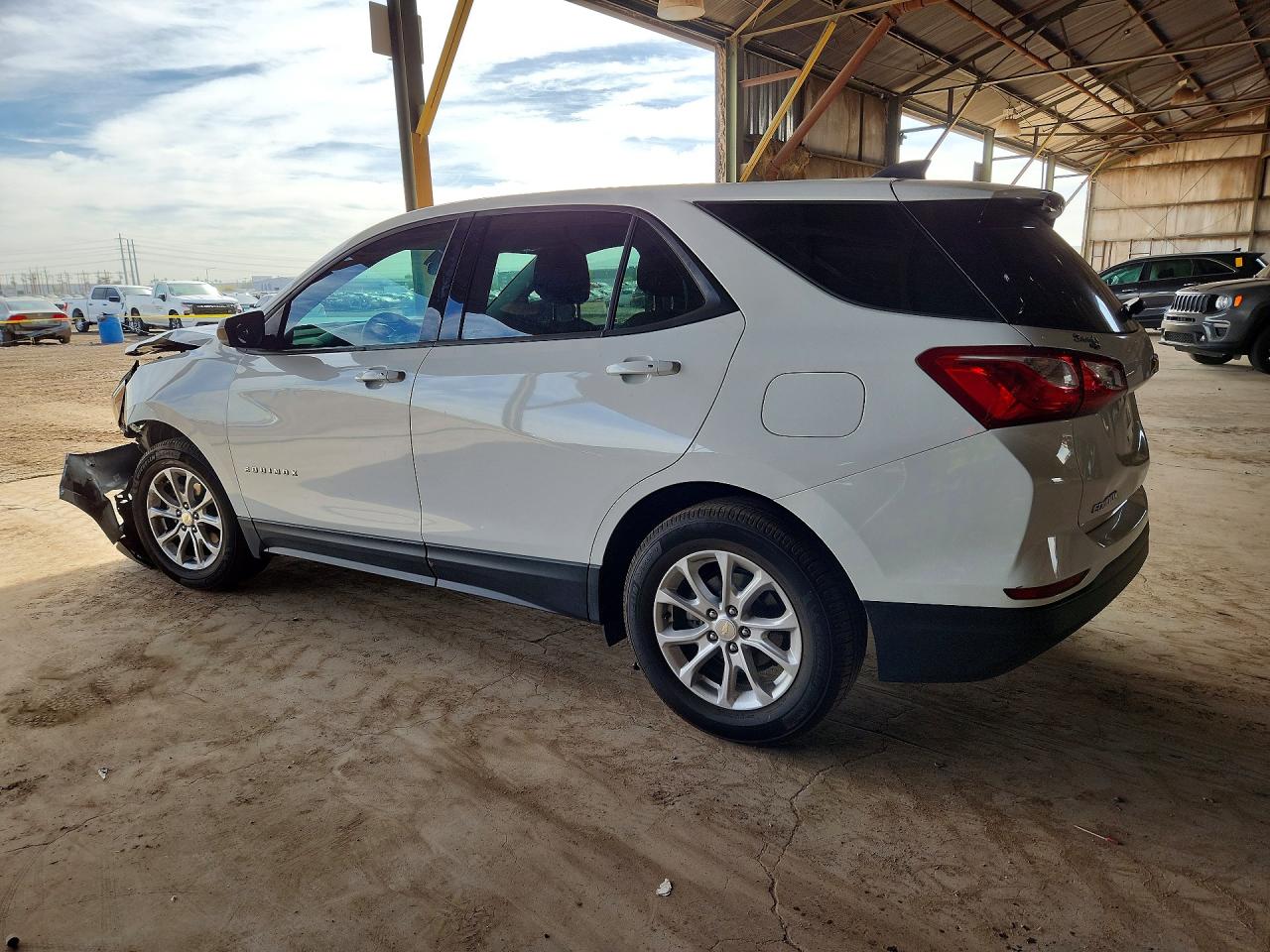 2019 CHEVROLET EQUINOX LS photo 3