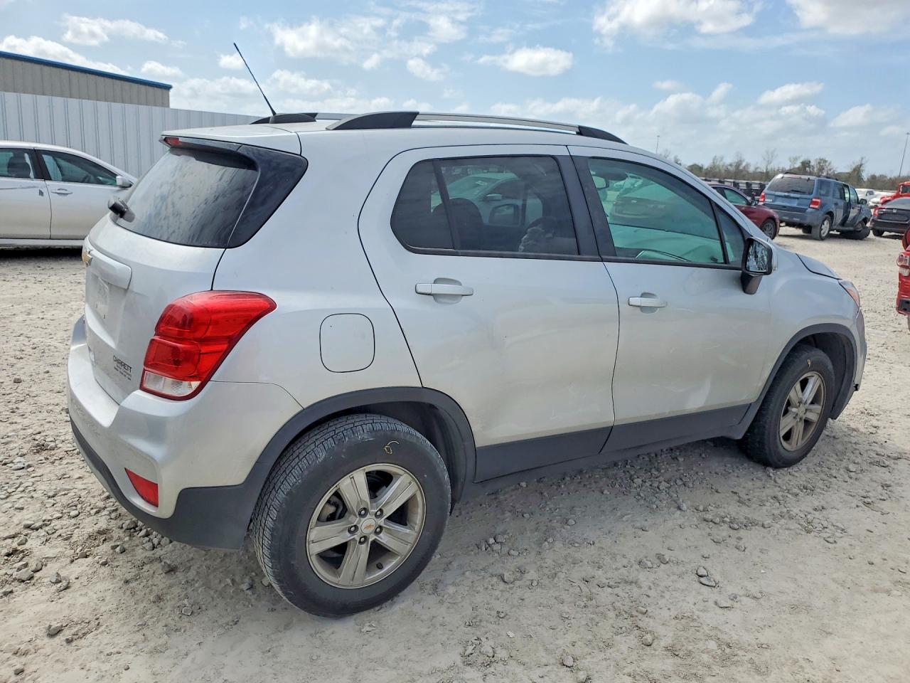 2021 CHEVROLET TRAX 1LT photo 7