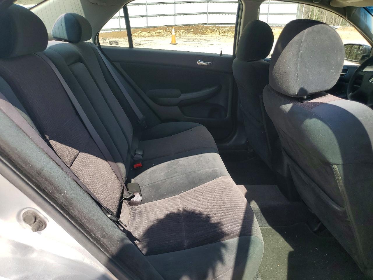 2003 HONDA ACCORD LX photo 10