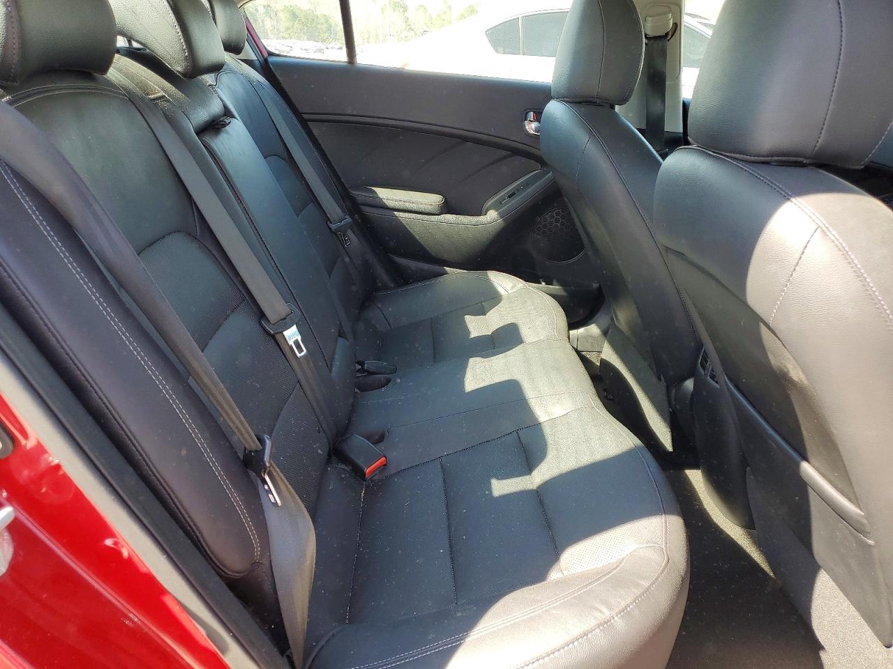 2015 KIA FORTE EX photo 28