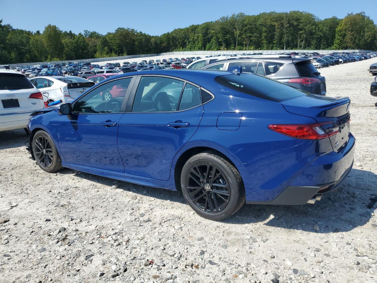 2025 TOYOTA CAMRY XSE photo 2