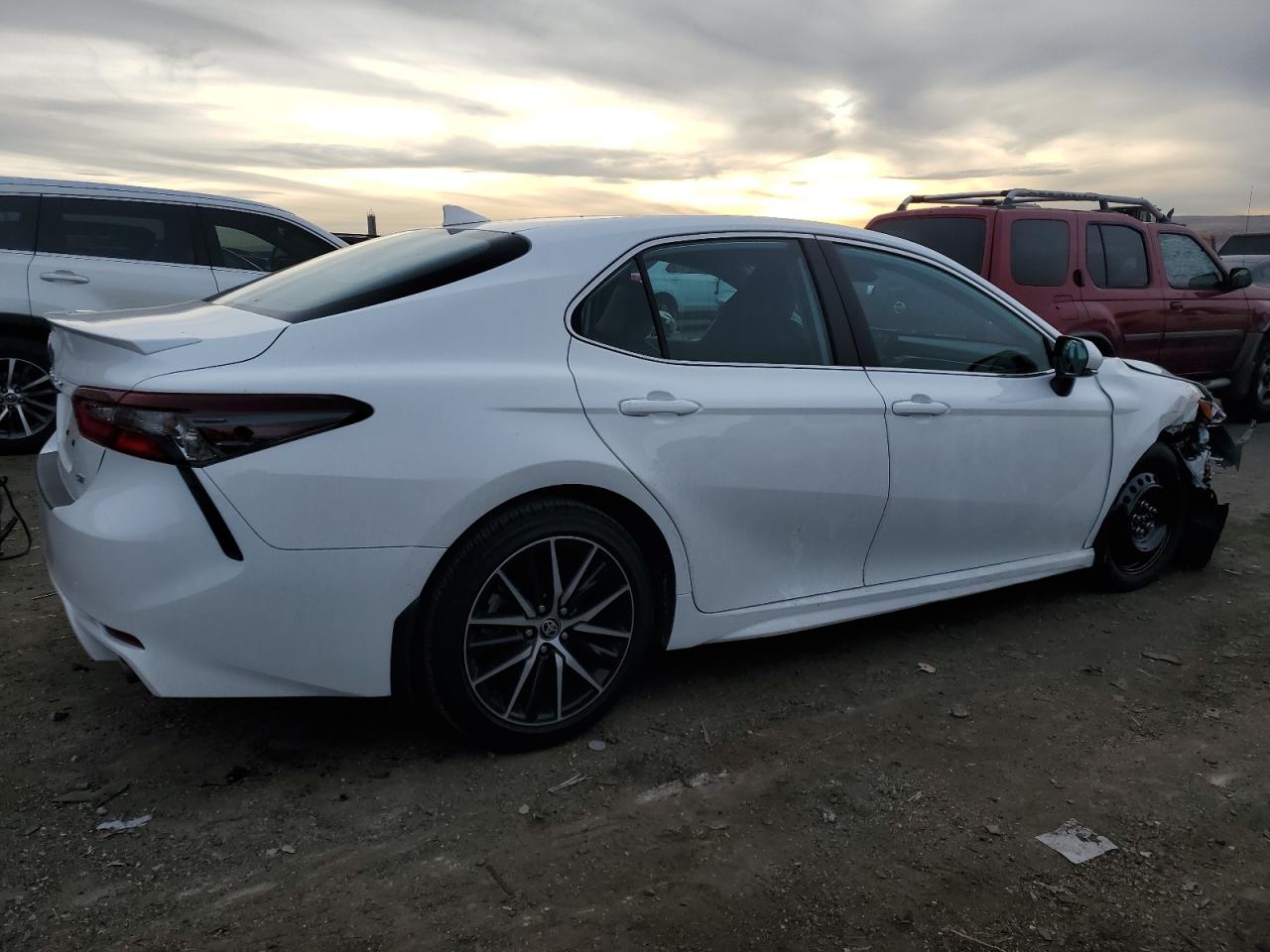 2022 TOYOTA CAMRY NIGHT SHADE photo 3