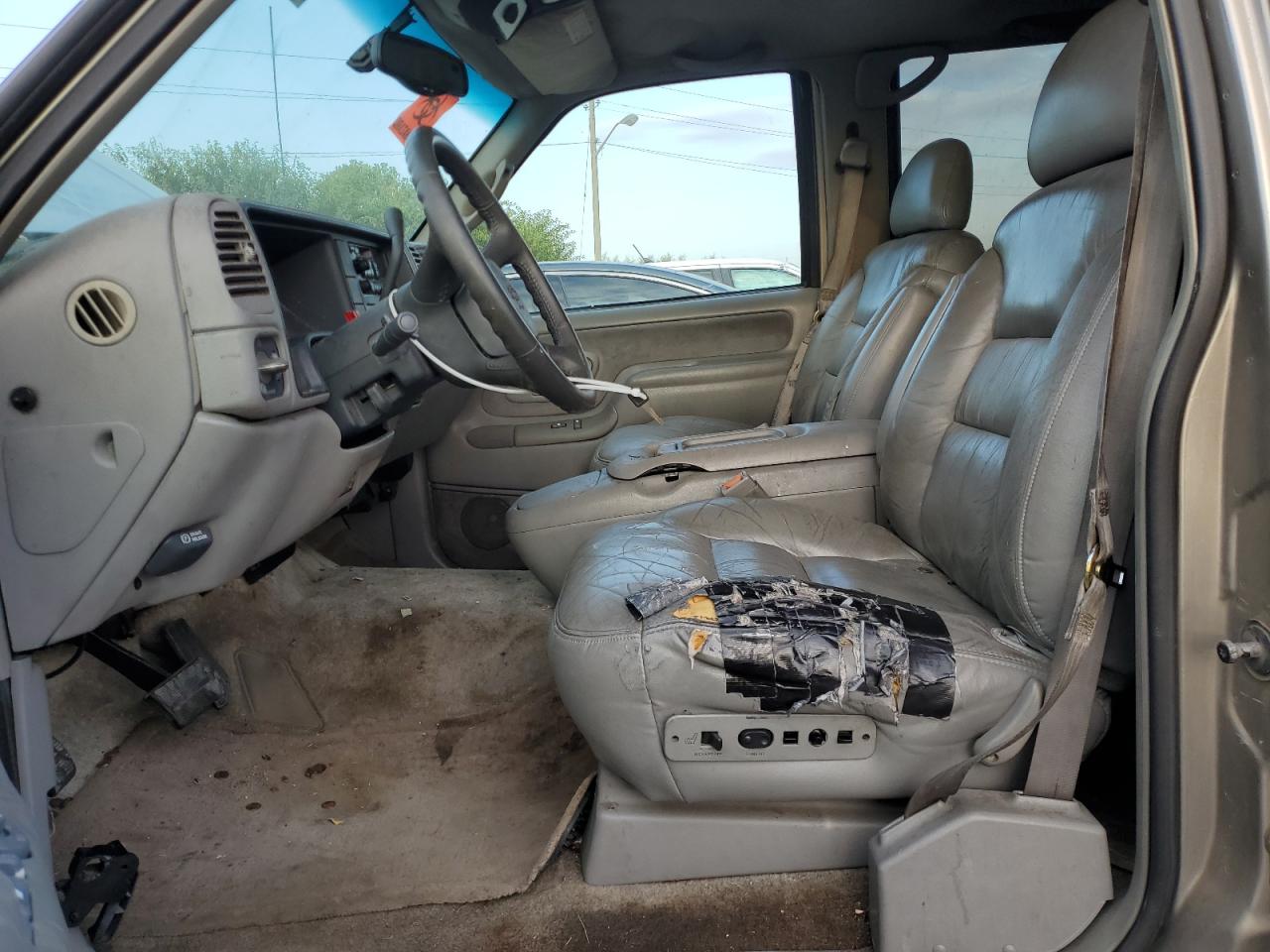 1999 CHEVROLET TAHOE K1500 photo 19