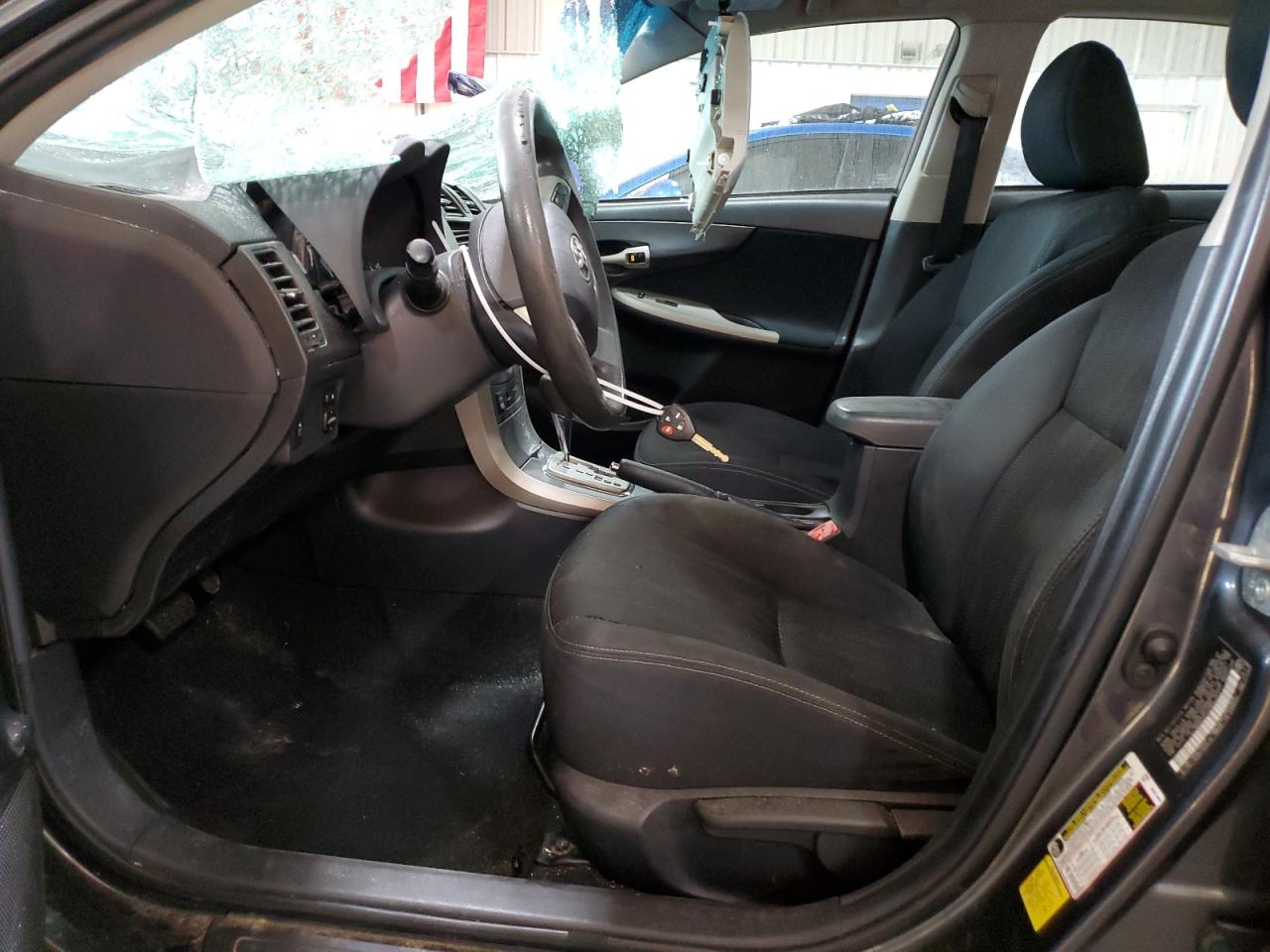 2012 TOYOTA COROLLA S photo 13