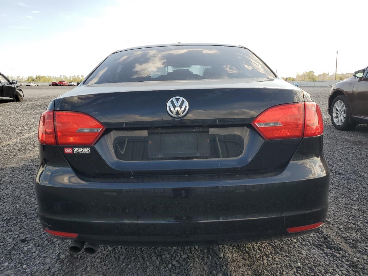 2013 VOLKSWAGEN JETTA photo 11