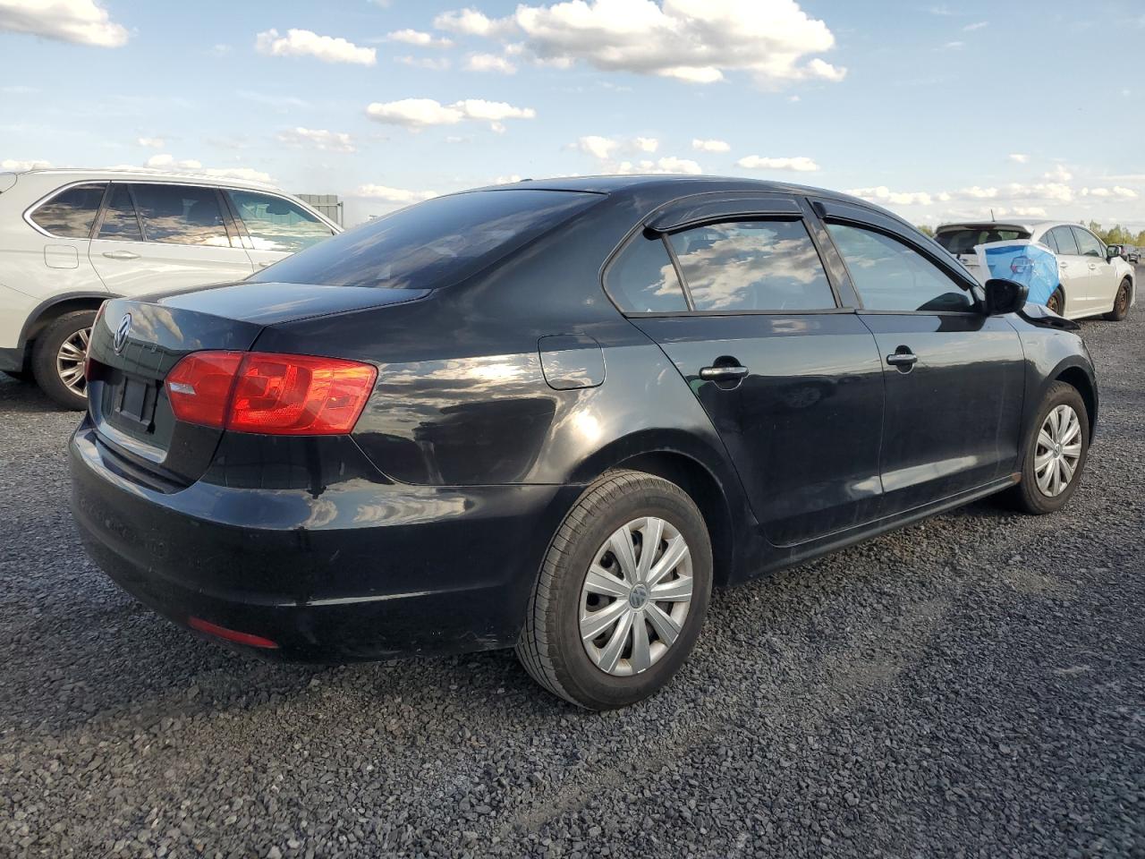 2013 VOLKSWAGEN JETTA photo 5