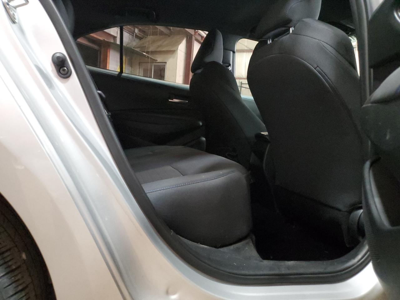 2022 TOYOTA COROLLA SE photo 19