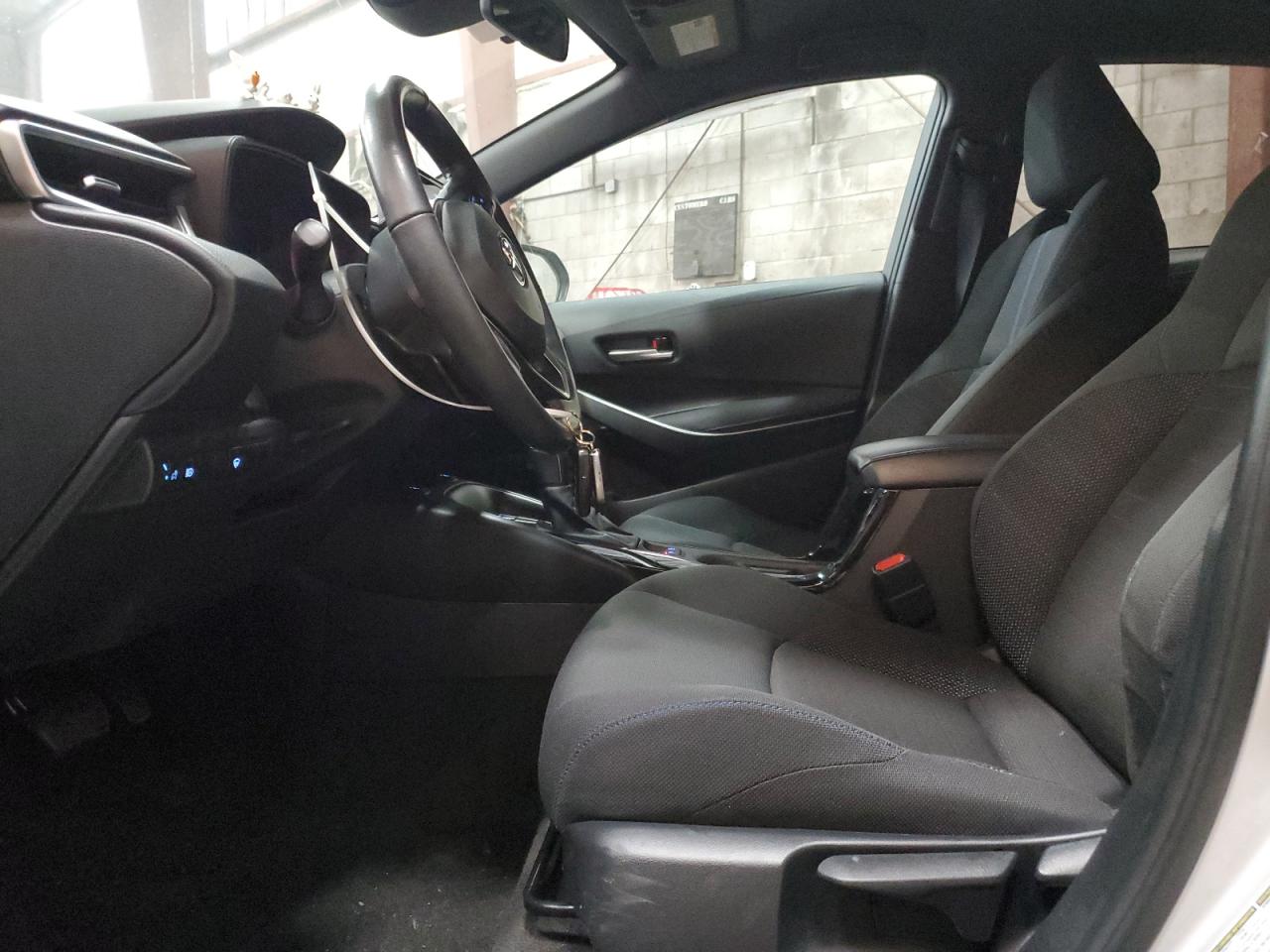 2022 TOYOTA COROLLA SE photo 13