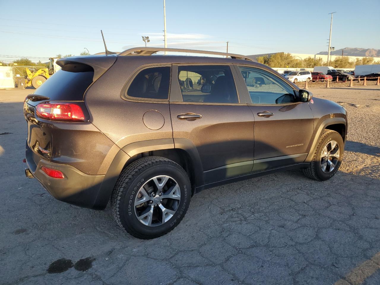 2016 JEEP CHEROKEE TRAILHAWK photo 5