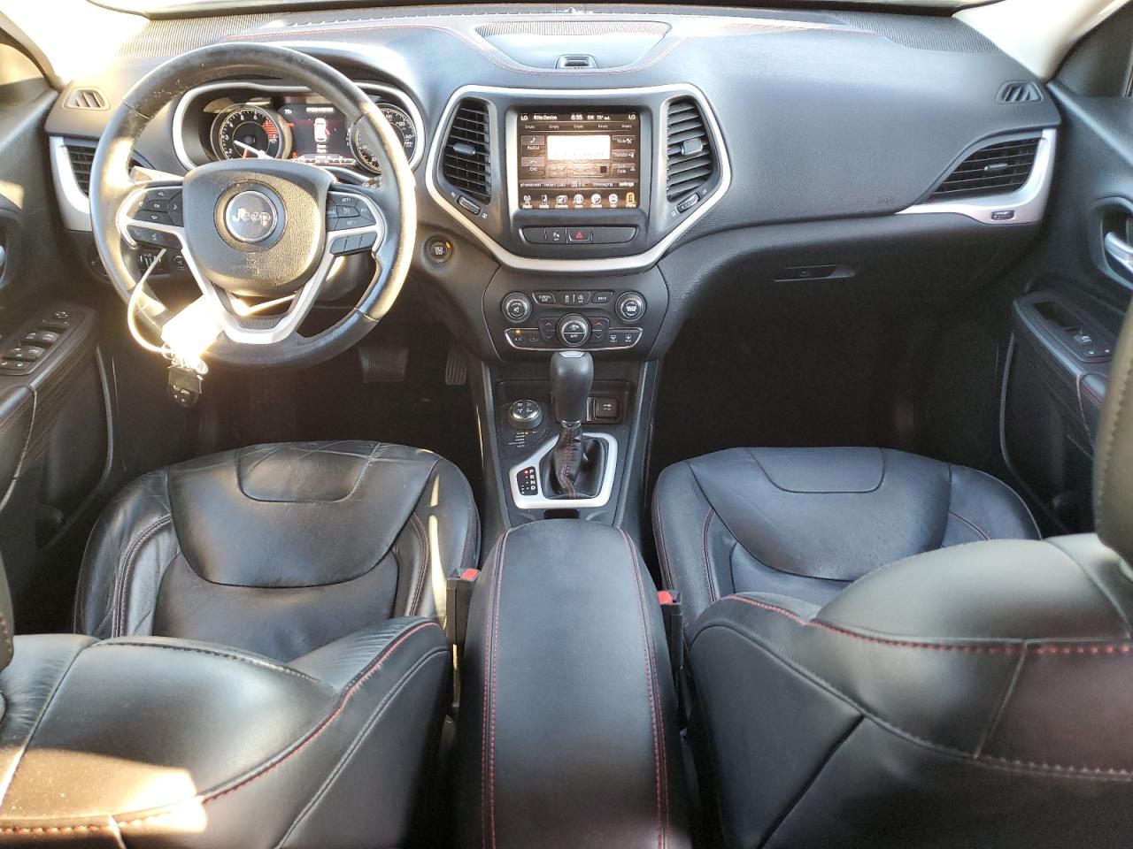 2016 JEEP CHEROKEE TRAILHAWK photo 15