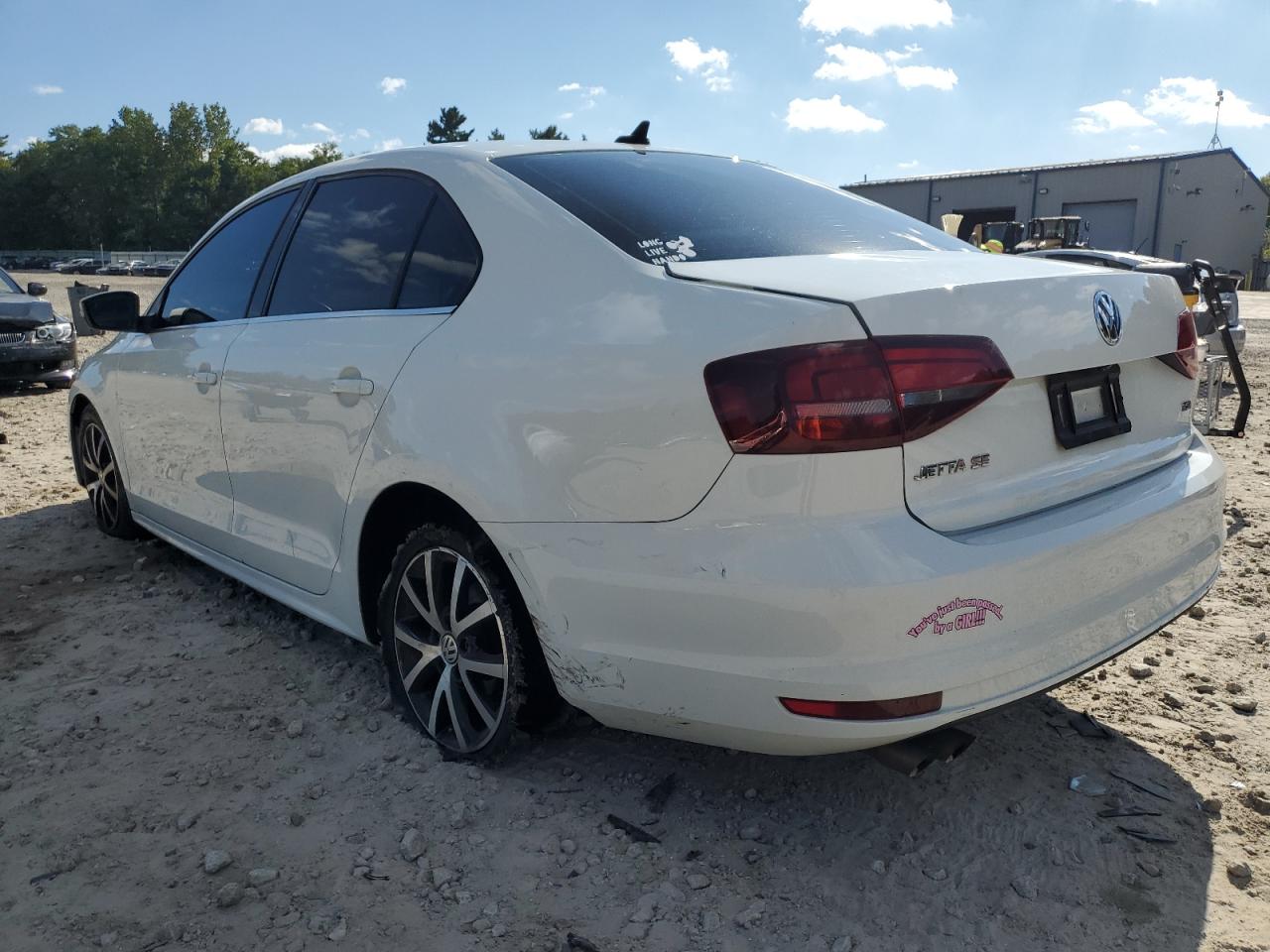 2018 VOLKSWAGEN JETTA SE photo 4
