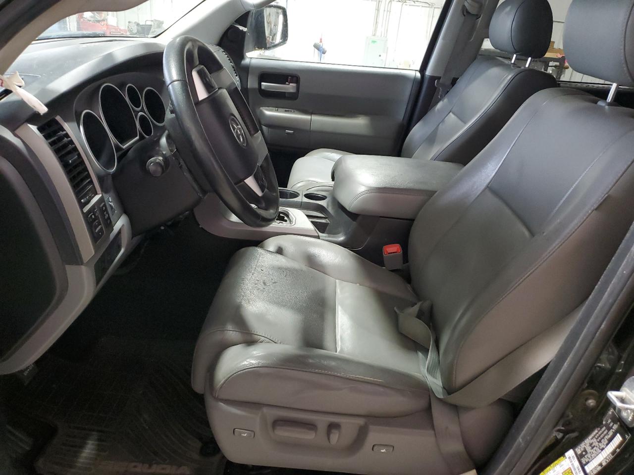 2014 TOYOTA SEQUOIA LIMITED photo 7
