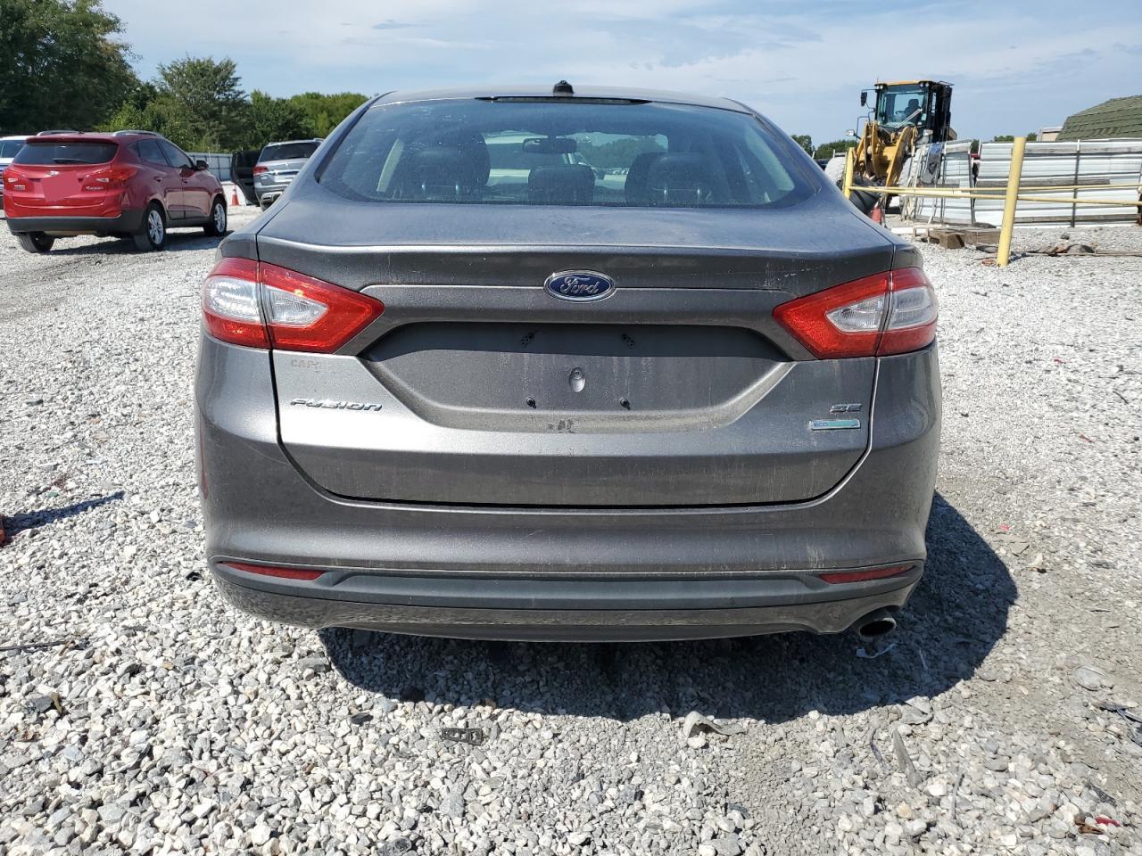 2014 FORD FUSION SE photo 16