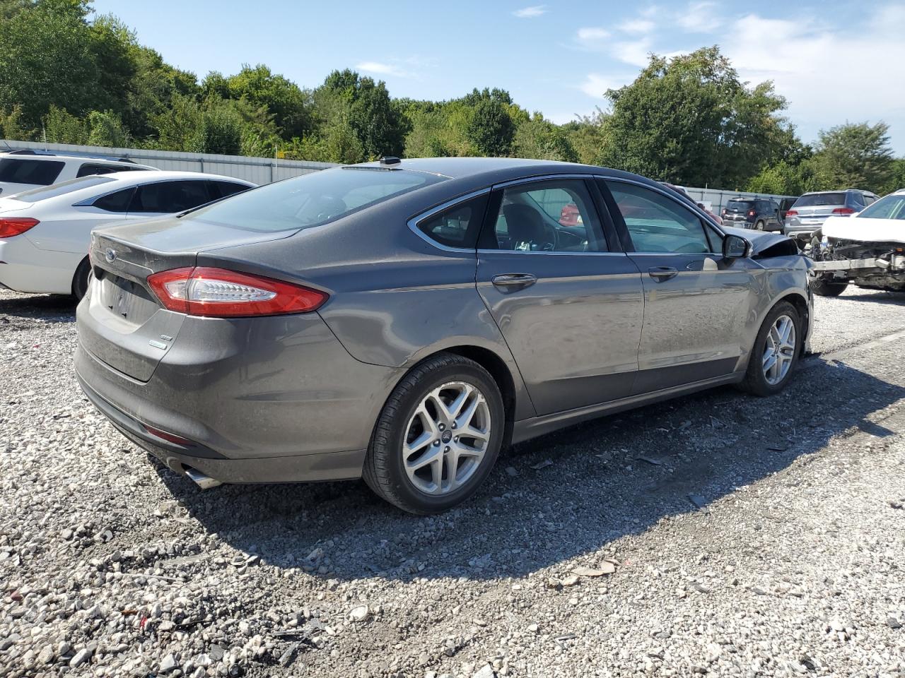 2014 FORD FUSION SE photo 7
