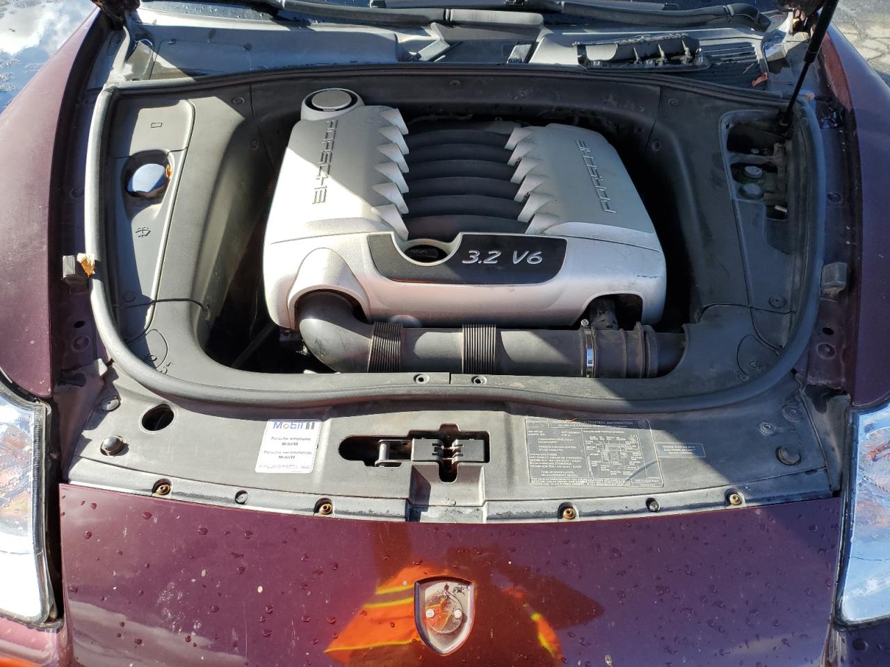 2005 PORSCHE CAYENNE photo 21
