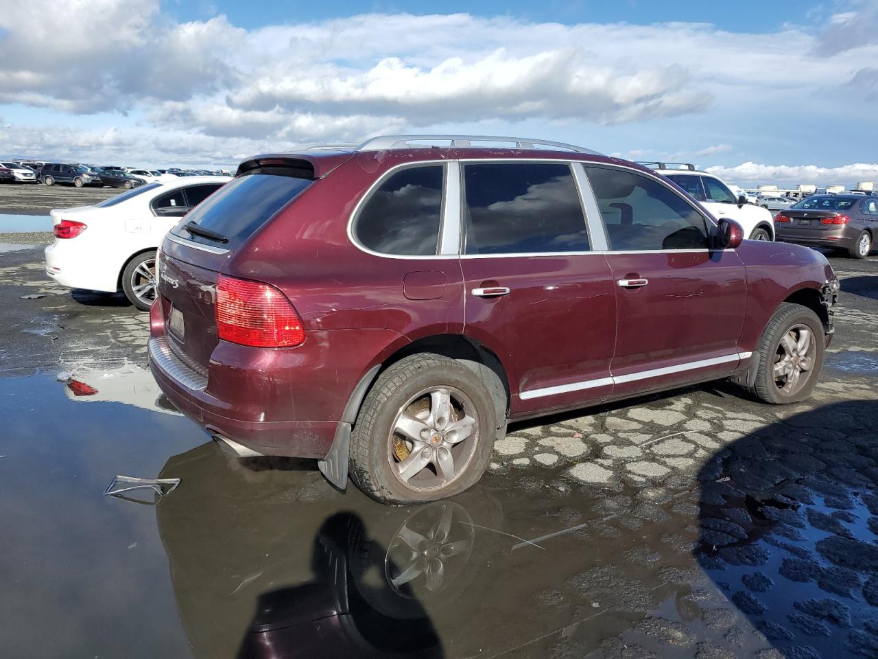 2005 PORSCHE CAYENNE photo 5
