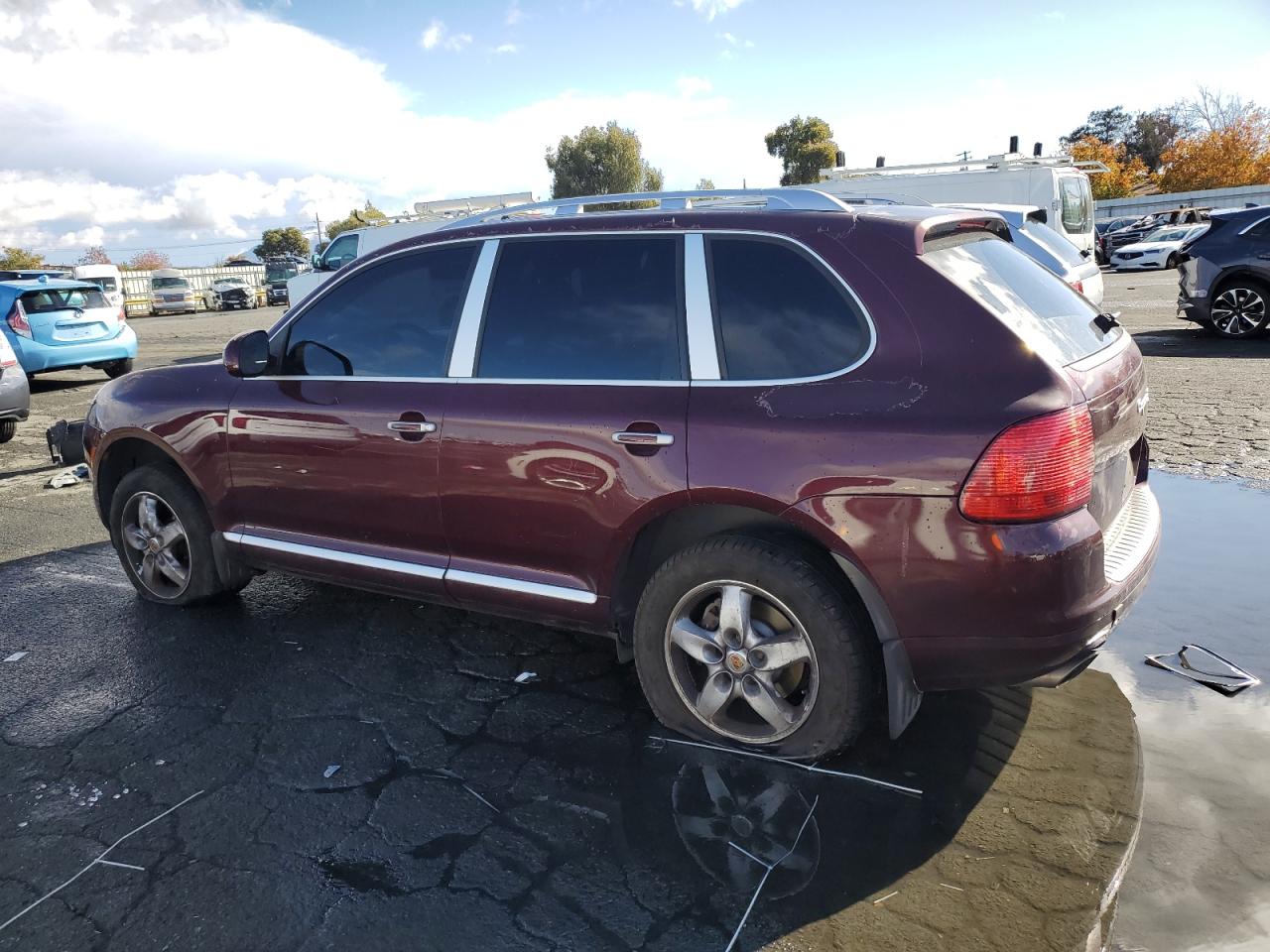 2005 PORSCHE CAYENNE photo 3