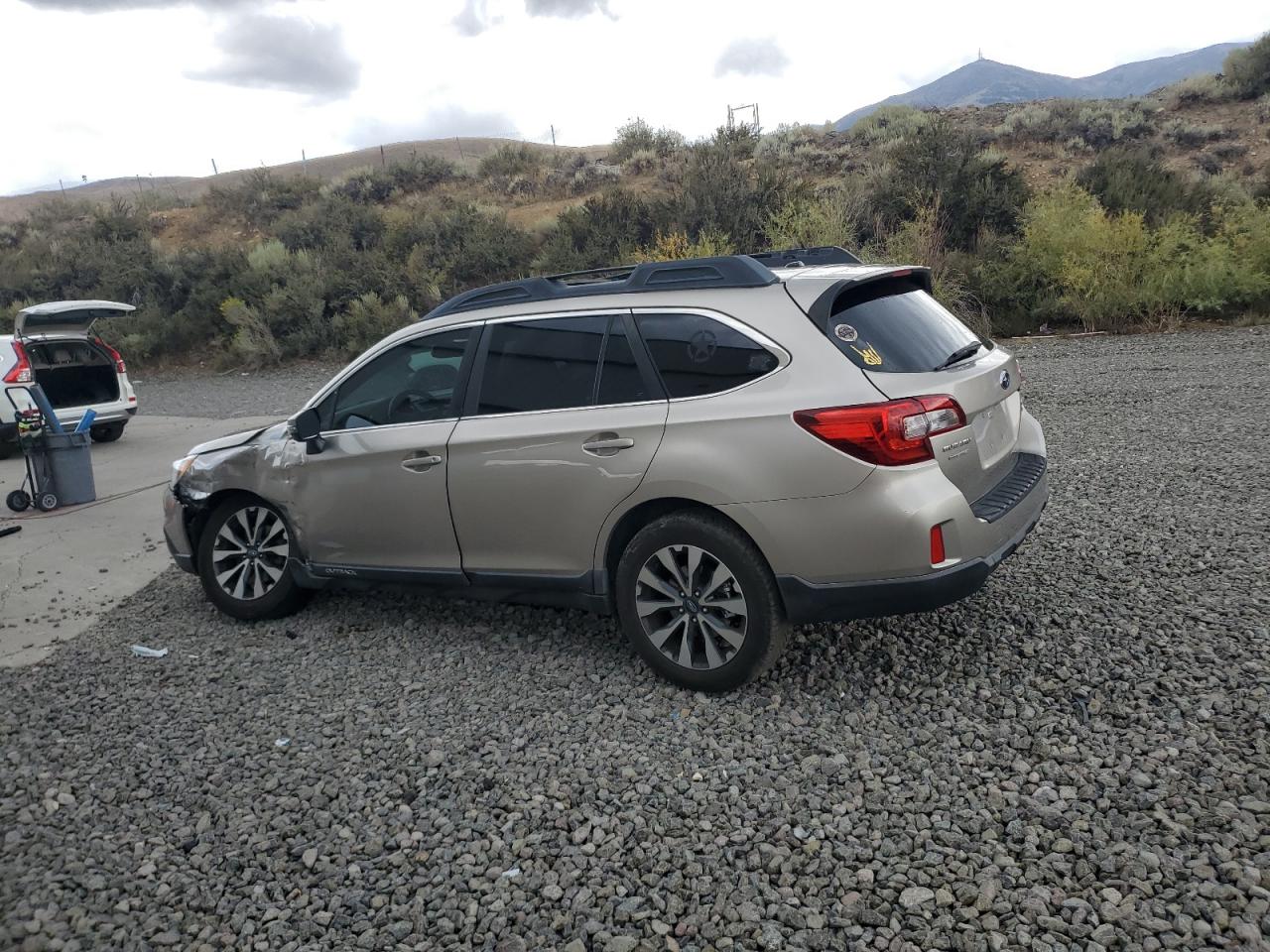 2015 SUBARU OUTBACK 3.6R LIMITED photo 3