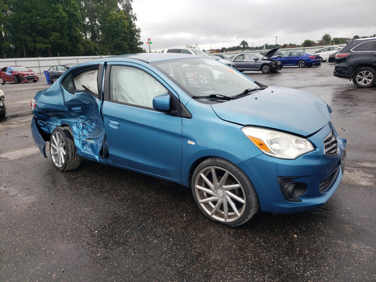 2017 MITSUBISHI MIRAGE G4 ES photo 4
