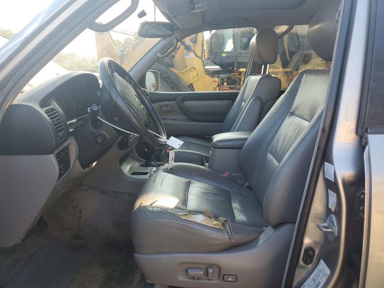 2003 TOYOTA LAND CRUISER photo 7