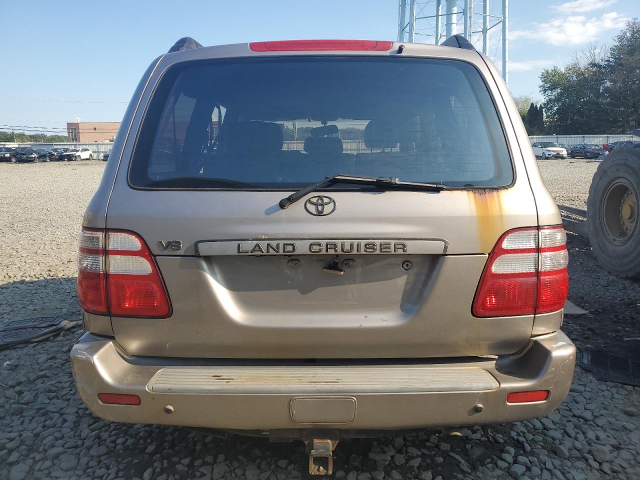 2003 TOYOTA LAND CRUISER photo 6