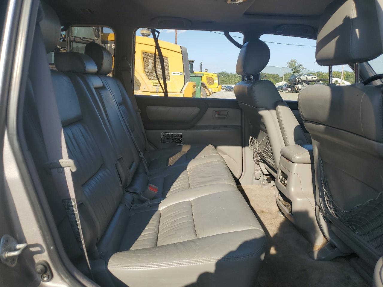 2003 TOYOTA LAND CRUISER photo 10