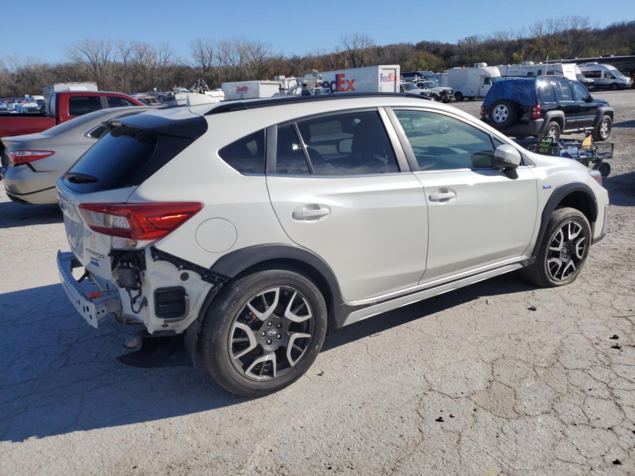 2020 SUBARU CROSSTREK PREMIUM photo 3