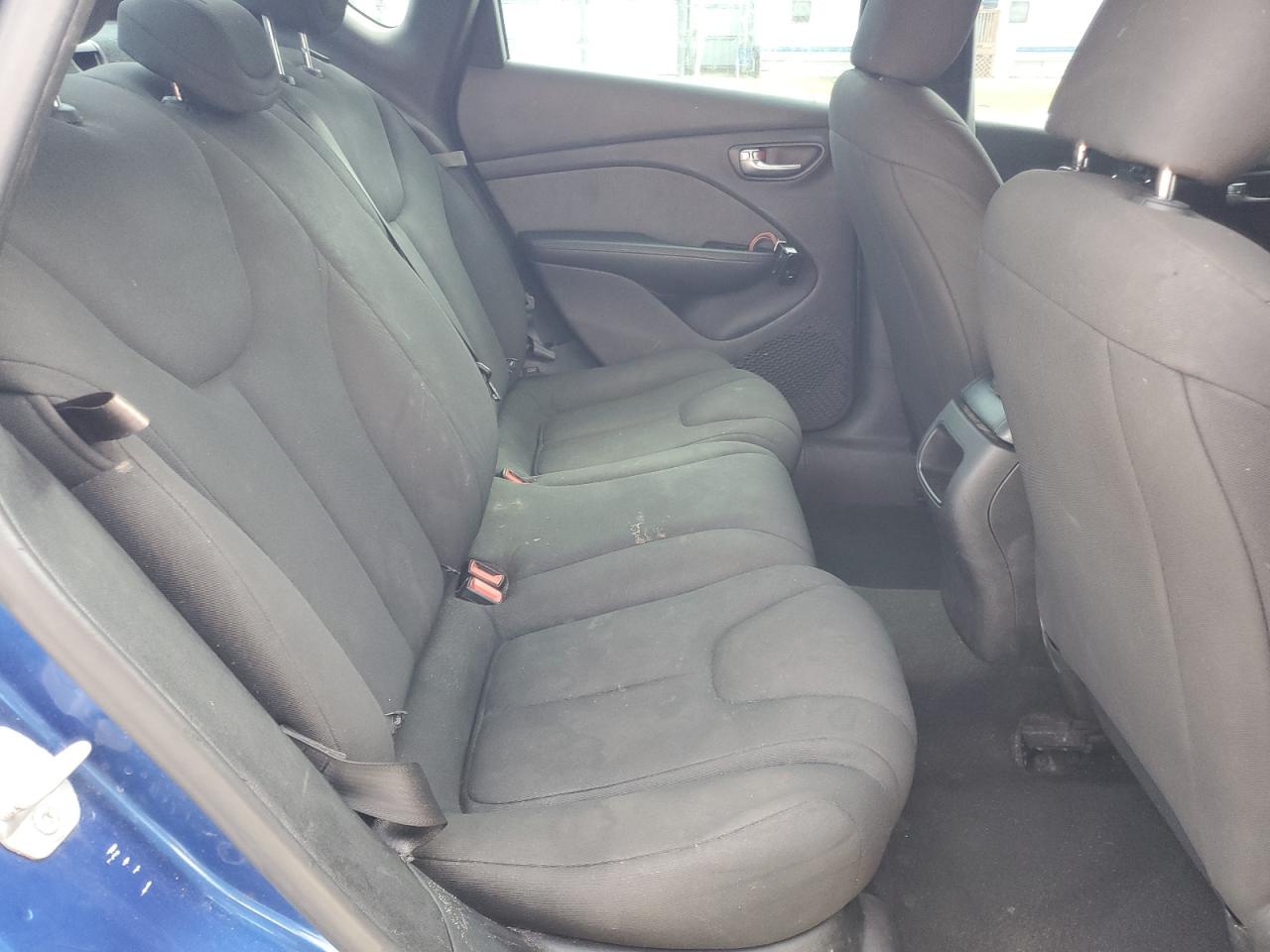 2013 DODGE DART SE photo 28