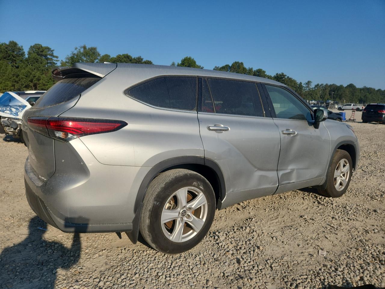 2021 TOYOTA HIGHLANDER L photo 5