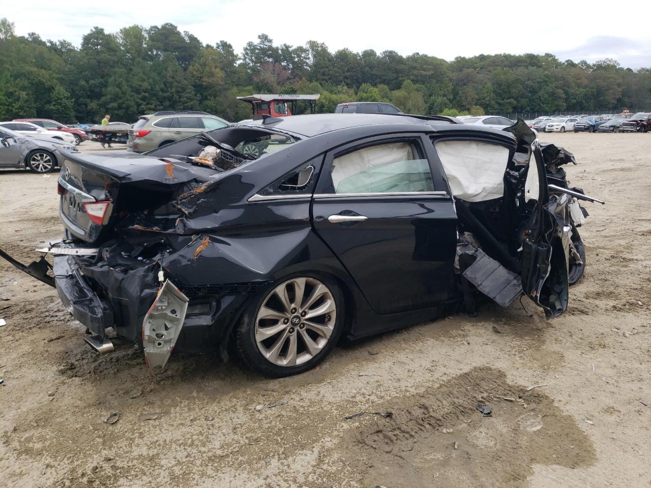 2013 HYUNDAI SONATA SE photo 5