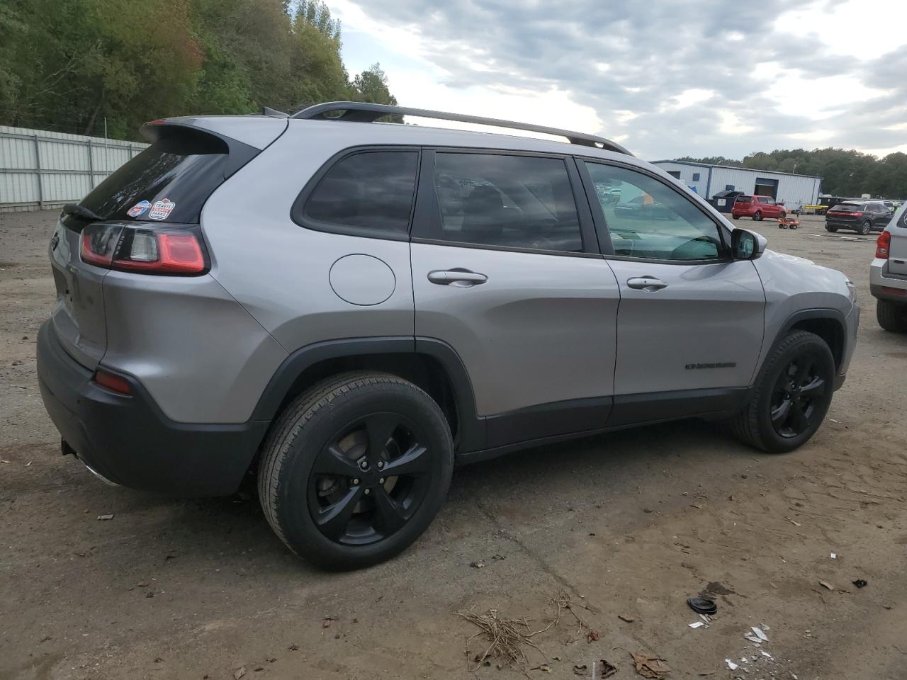 2019 JEEP CHEROKEE LATITUDE PLUS photo 3