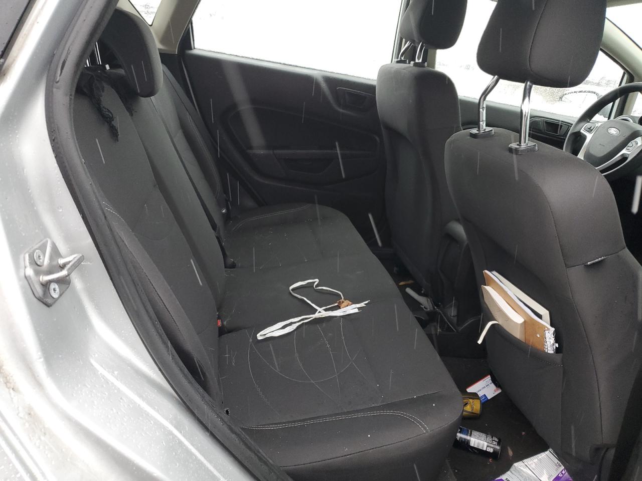 2019 FORD FIESTA SE photo 19
