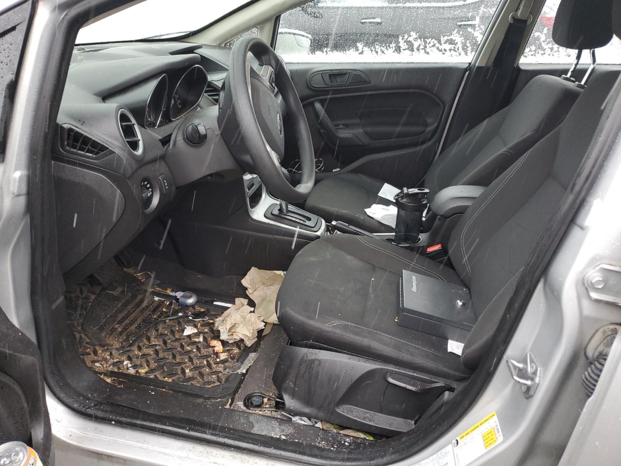 2019 FORD FIESTA SE photo 13
