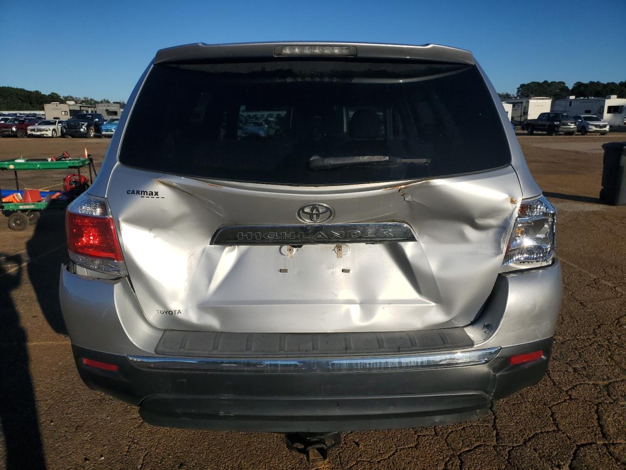 2013 TOYOTA HIGHLANDER BASE photo 6