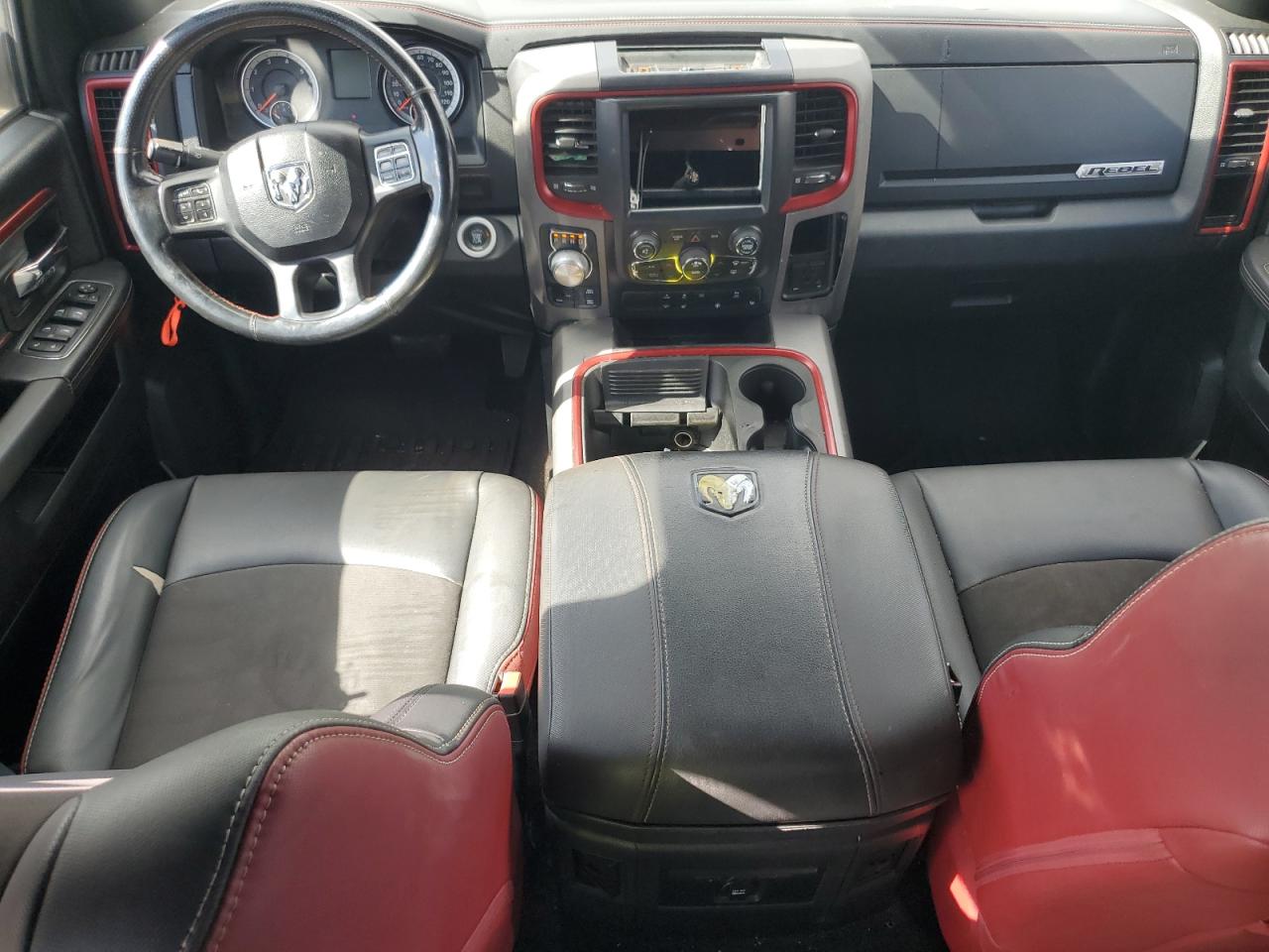 2016 RAM 1500 photo 8
