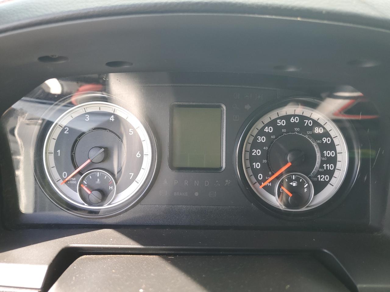 2016 RAM 1500 photo 9