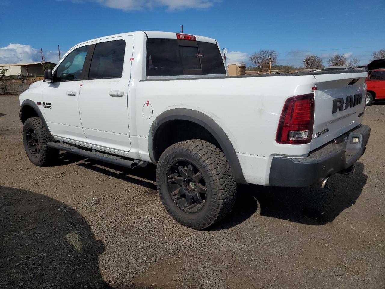 2016 RAM 1500 photo 2