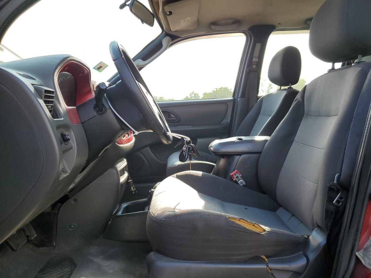2004 FORD ESCAPE XLS photo 13