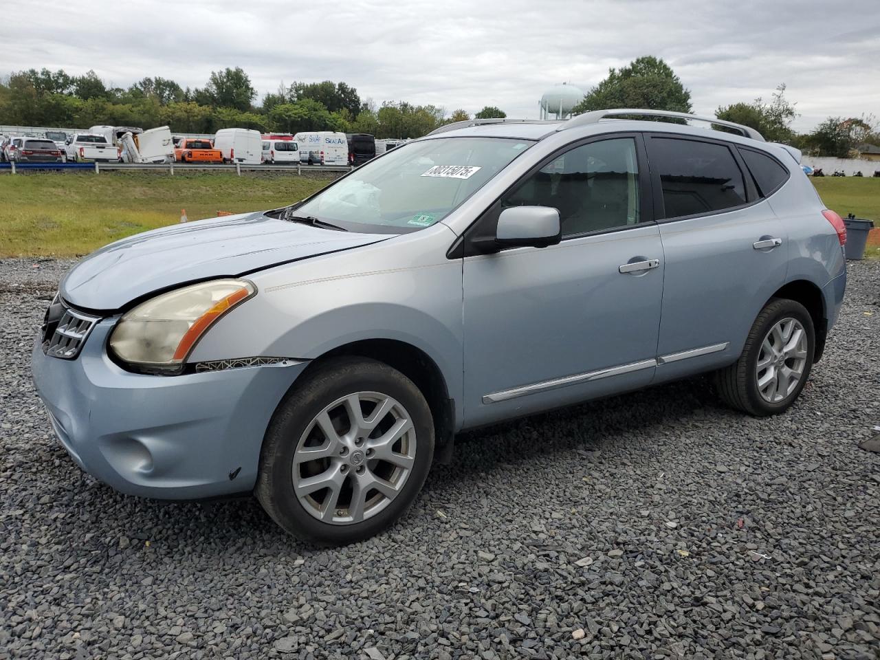 2013 NISSAN ROGUE