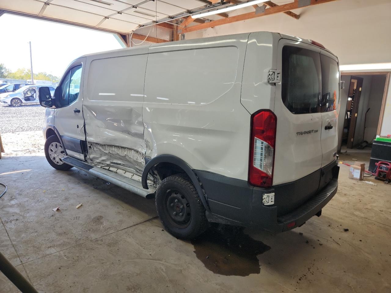 2018 FORD TRANSIT T-250 photo 2