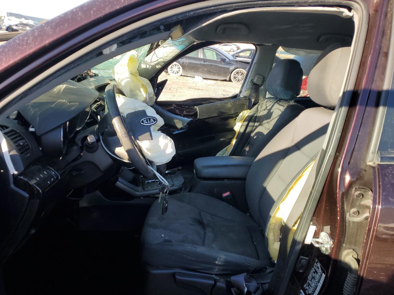 2012 KIA SORENTO LX photo 13