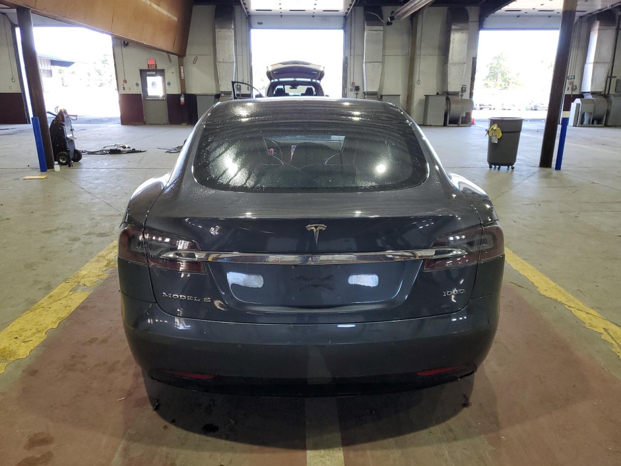 2018 TESLA MODEL S photo 16