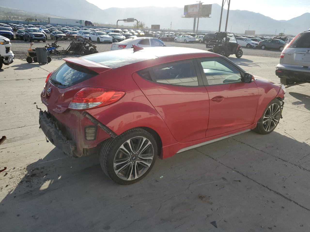 2016 HYUNDAI VELOSTER TURBO photo 7