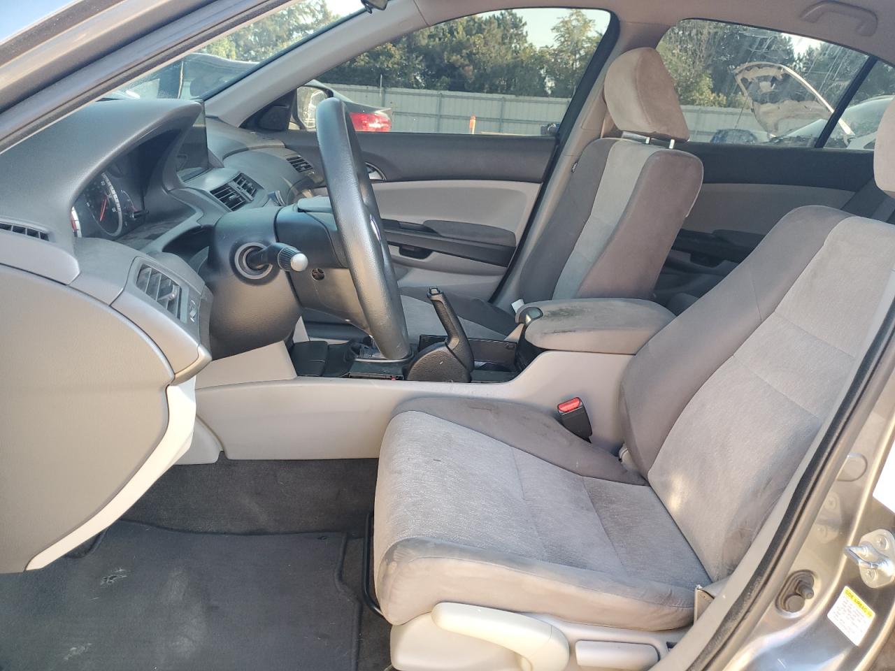 2010 HONDA ACCORD LX photo 7