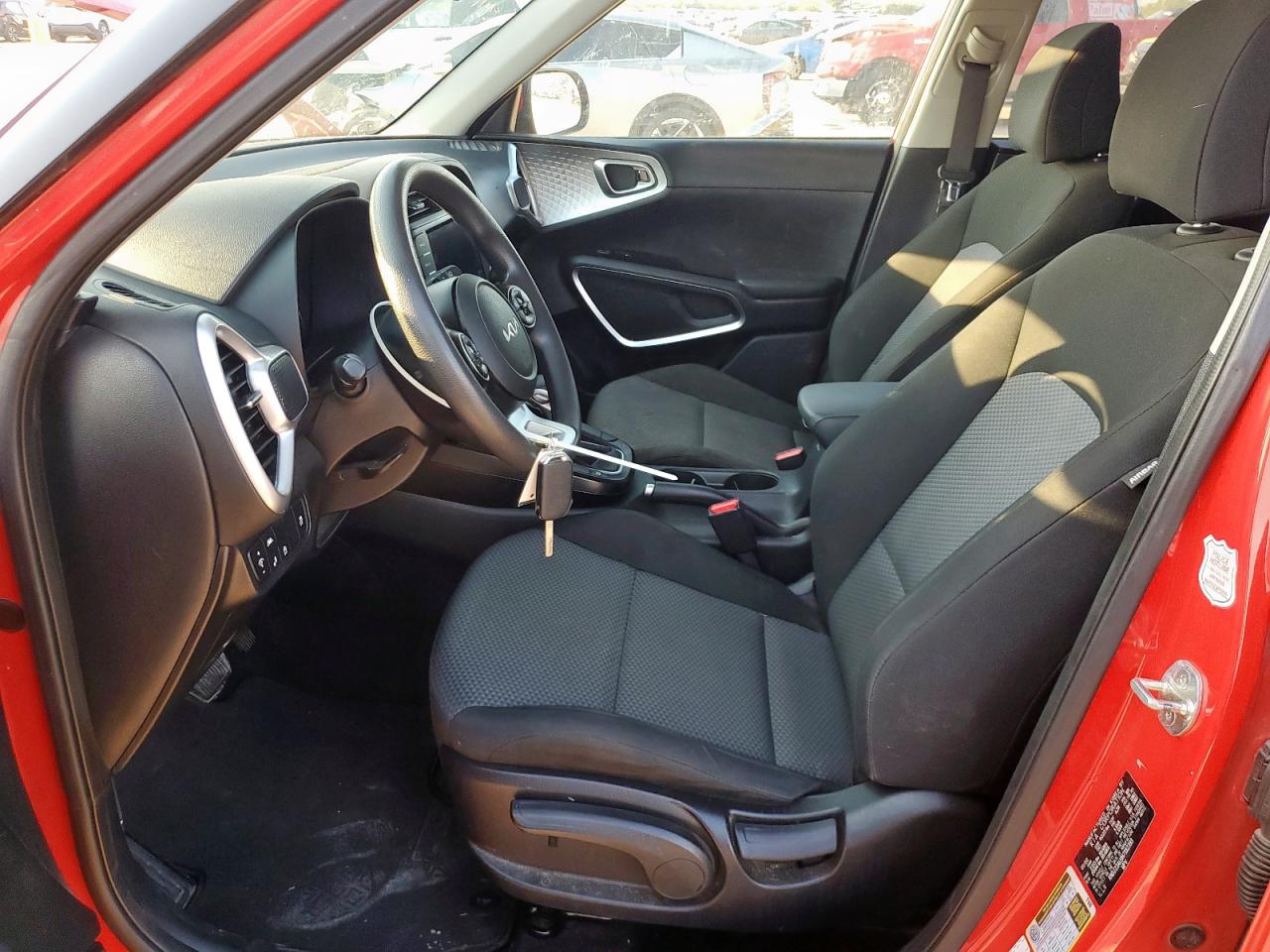 2022 KIA SOUL LX photo 13