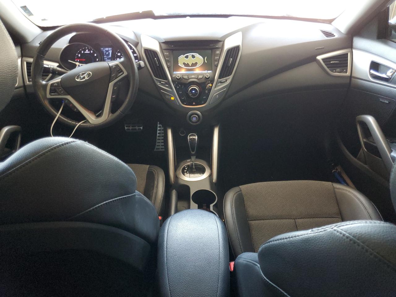 2013 HYUNDAI VELOSTER photo 8