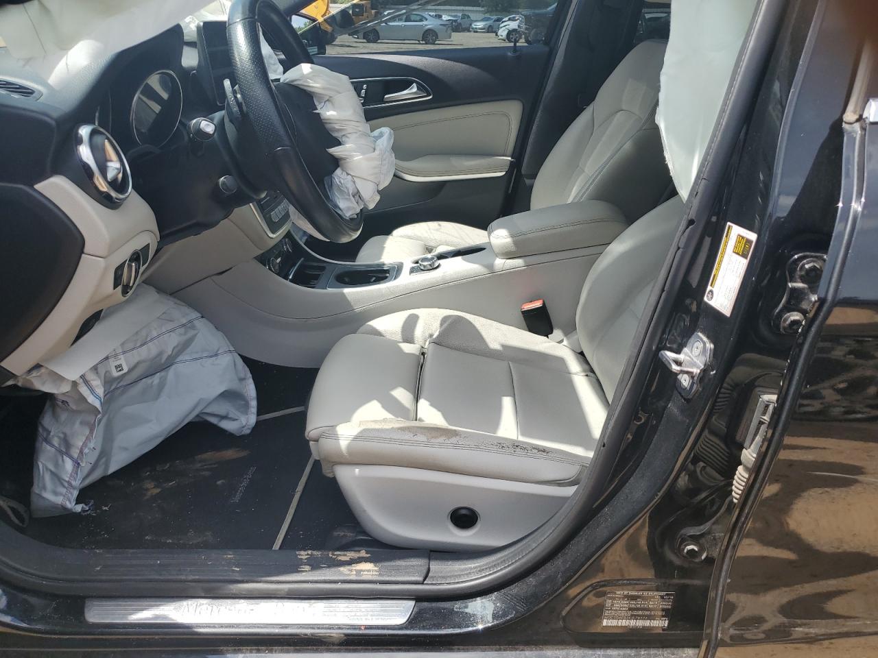 2019 MERCEDES-BENZ GLA 250 photo 13