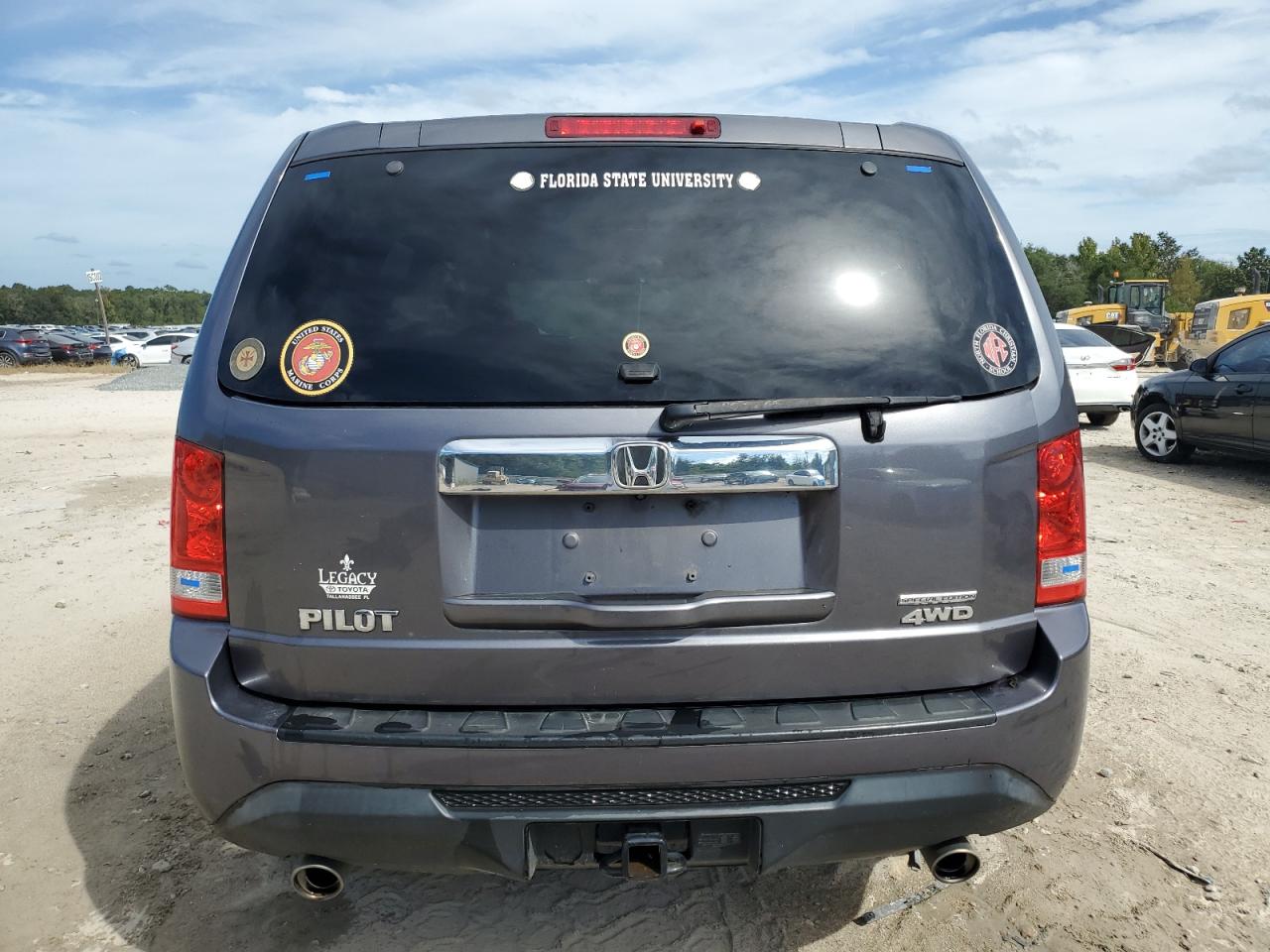 2015 HONDA PILOT SE photo 6